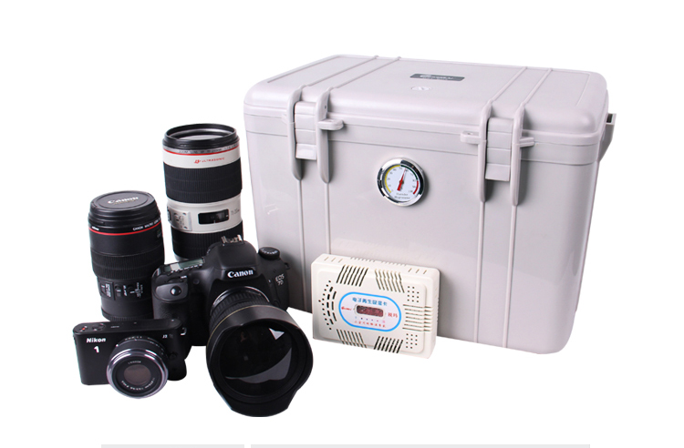 Hộp Chống Ẩm Dành Cho Phụ Kiện Máy Ảnh Màu Đen Kích Cỡ Trung Bình Rimma (EIRMAI) R11 SLR