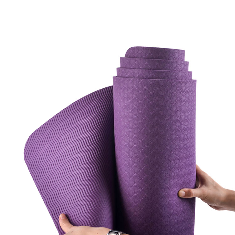 Thảm tập yoga TPE 1 lớp 8mm (Tím) + Tặng túi đựng thảm và dây buộc thảm