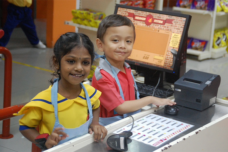 Vé Tham Quan Kidzania Kuala Lumpur, Malaysia