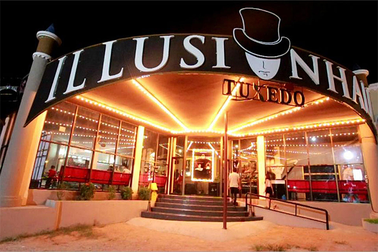 Vé Xem Show Ảo Thuật Tuxedo Magic Ở Pattaya, Thái Lan - Ghế Thường